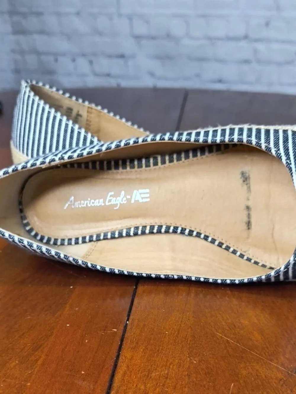 American Eagle Outfitters Navy and White Striped Espadrille Wedges Size 7 AX